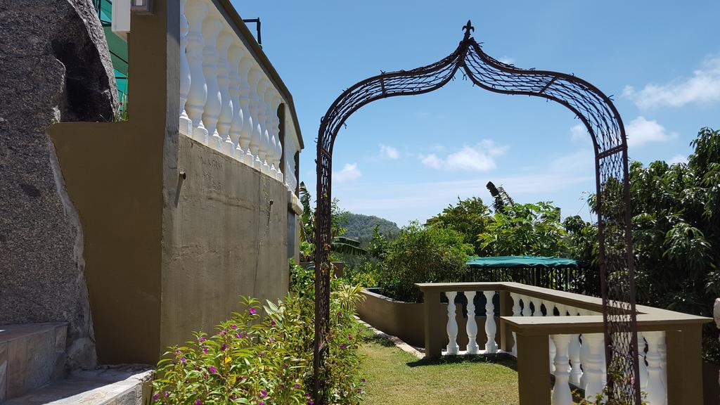 Apartamento Hibiscus House Seychelles Self Catering Victoria Exterior foto