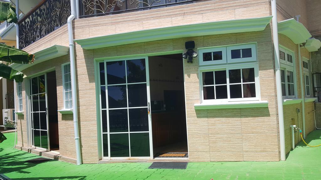 Apartamento Hibiscus House Seychelles Self Catering Victoria Exterior foto