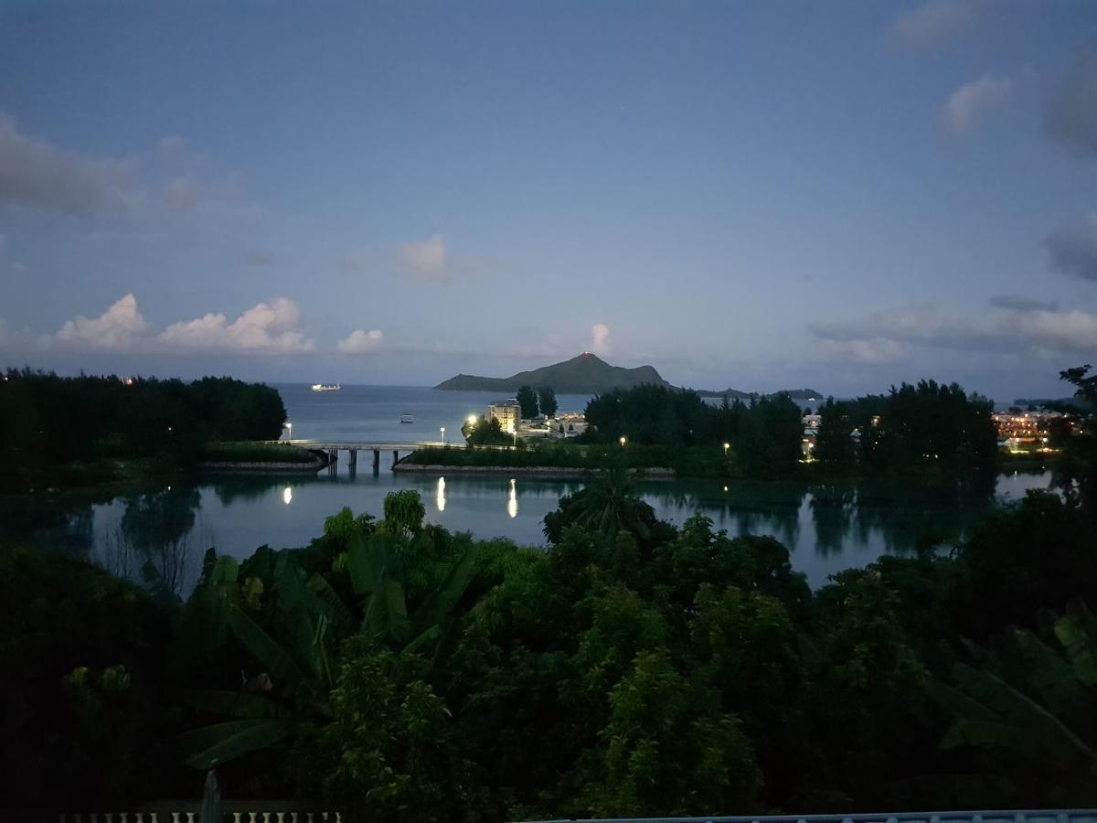 Apartamento Hibiscus House Seychelles Self Catering Victoria Exterior foto