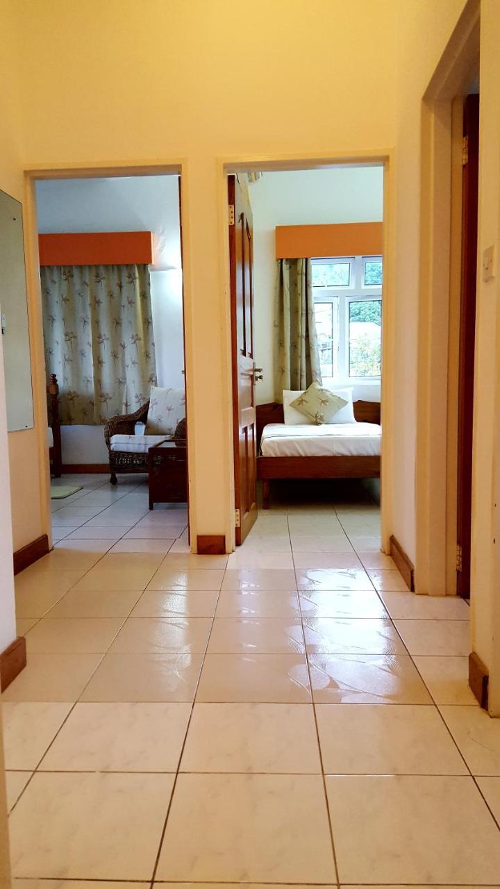 Apartamento Hibiscus House Seychelles Self Catering Victoria Exterior foto