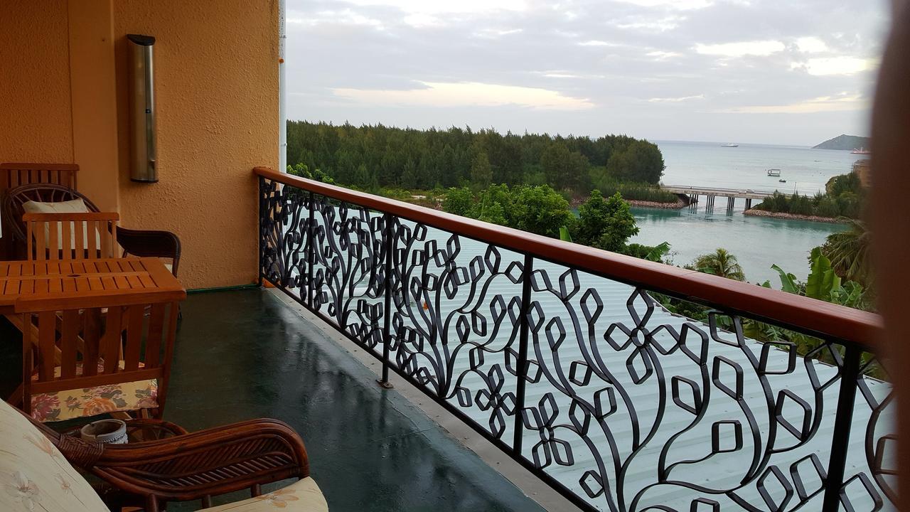 Apartamento Hibiscus House Seychelles Self Catering Victoria Exterior foto