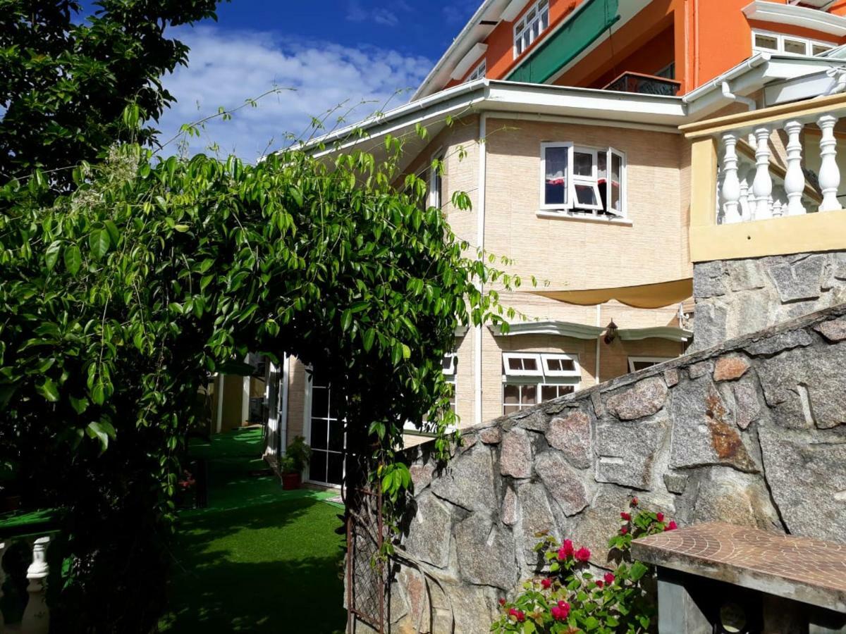 Apartamento Hibiscus House Seychelles Self Catering Victoria Exterior foto